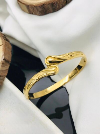 GOLDEN  SERPRENT CUFF